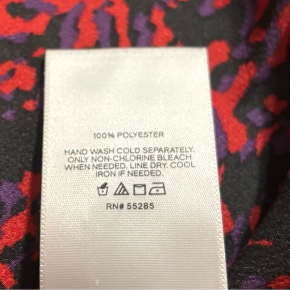 Express Red & Black Abstract Blouse - Picture 4 of 9